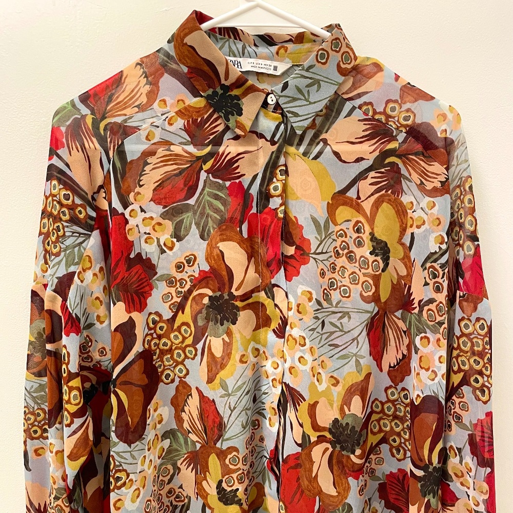 Boho, work, multi color floral patterned chiffon blouse. Small.